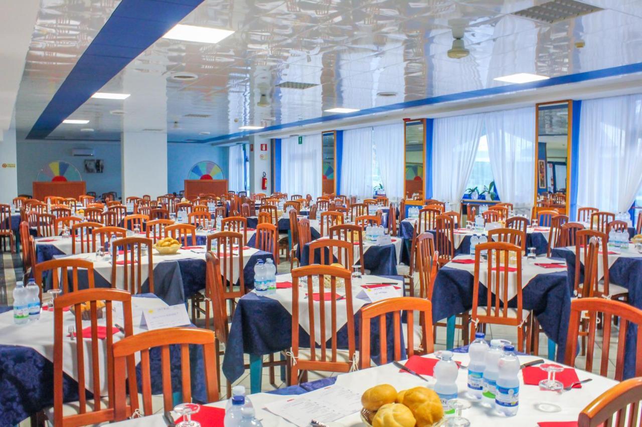 Bella Italia&Efa Village Lignano Sabbiadoro Esterno foto