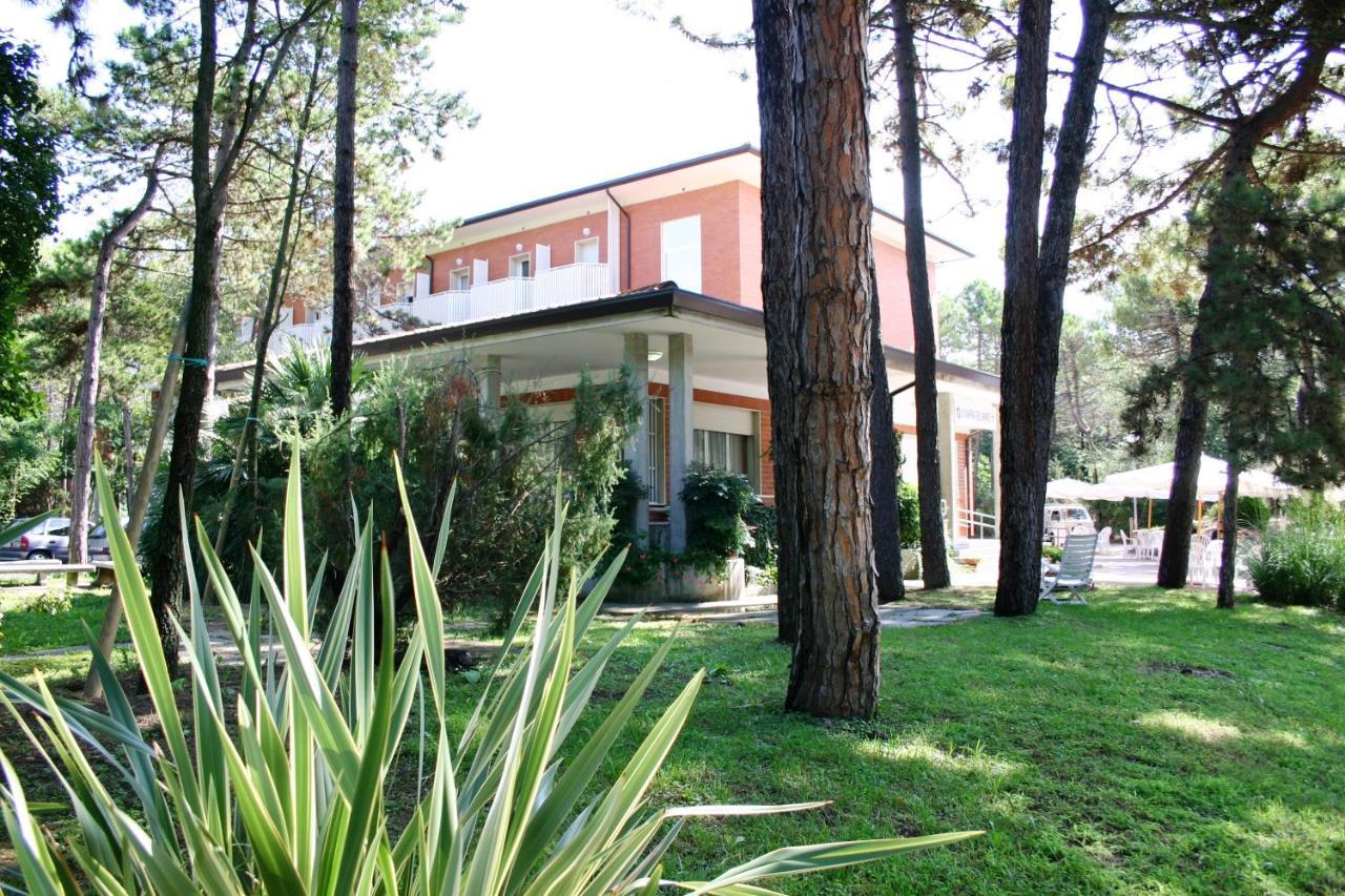 Bella Italia&Efa Village Lignano Sabbiadoro Esterno foto